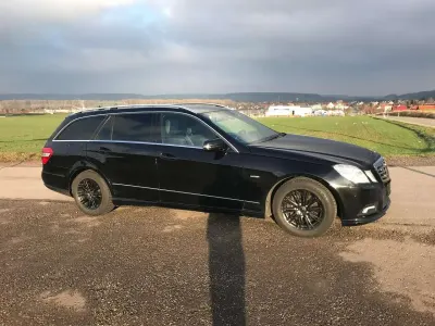 Usata Mercedes E250 AMG 204 CV (150 kW) 2010 Nero Station wagon
