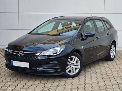 Schwarz Gebraucht 2017 Opel Astra Edition Kombi | 7.990 € (Etwas zu teuer)