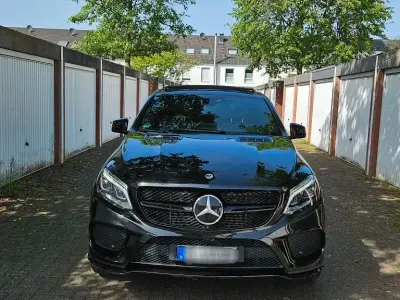 Gebraucht Mercedes GLE350 258 PS (189 kW) 2017 Schwarz SUV