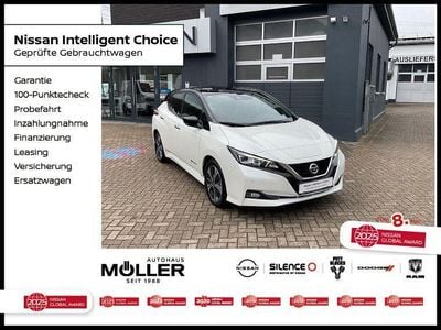 Gebraucht Nissan Leaf Tekna 110 kW (150 PS) 2020 Pearl white/black m Kleinwagen