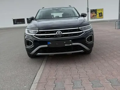 Gebraucht VW T-Roc 150 PS (110 kW) 2022 Schwarz SUV