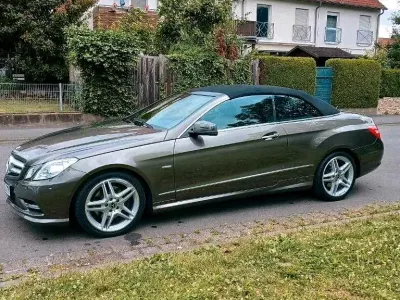 Gebraucht Mercedes E350 AMG 265 PS (194 kW) 2011 Grau Cabrio