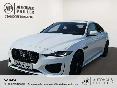 Gebraucht Jaguar XE R-Dynamic 250 PS (183 kW) 2024 Fuji/polaris white Limousine