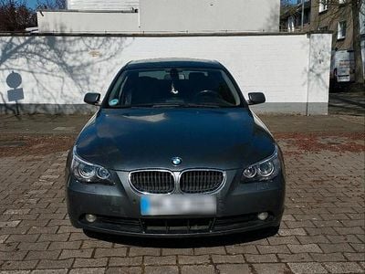 Second-hand BMW 530 190 CP (139 kW) 2025 Argintiu Berlinǎ