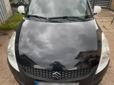 Gebraucht Suzuki Swift 93 PS (68 kW) 2012 Schwarz Kleinwagen