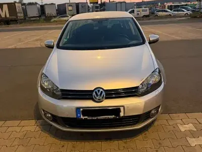 Gebraucht VW Golf VI Comfortline 122 PS (89 kW) 2009 Silber Limousine
