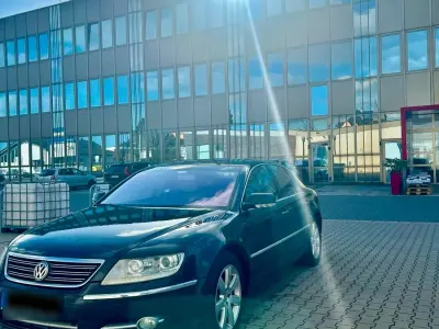 Usata VW Phaeton 244 CV (179 kW) 2007 Nero Berlina