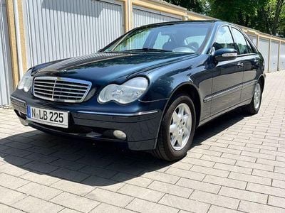Mercedes C200