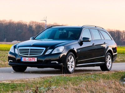 Mercedes E200