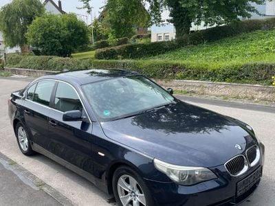 BMW 523