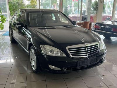 Second-hand Mercedes S500 387 CP (284 kW) 2006 Negru Berlinǎ