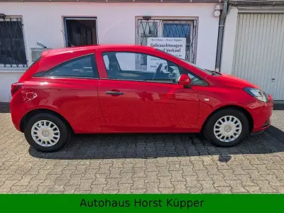 Gebraucht Opel Corsa Selection 69 PS (50 kW) 2016 Rot Kleinwagen