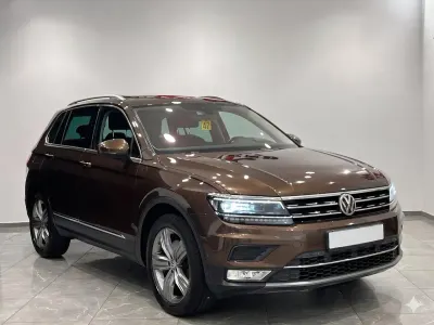 Gebraucht VW Tiguan 220 PS (161 kW) 2017 Braun SUV
