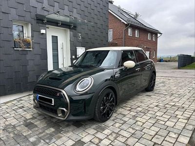 Gebraucht Mini Cooper S Resolute Edition 178 PS (130 kW) 2023 Grün Kleinwagen