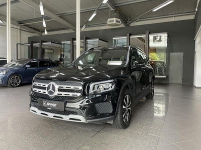 Mercedes GLB180
