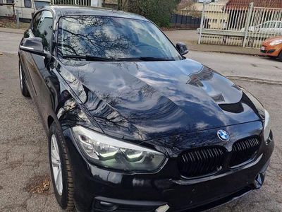 Usata BMW 118 Sport Line 136 CV (100 kW) 2016 Nero Utilitaria