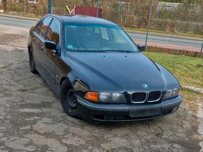 Gebraucht BMW 520 150 PS (110 kW) 2000 Schwarz Limousine