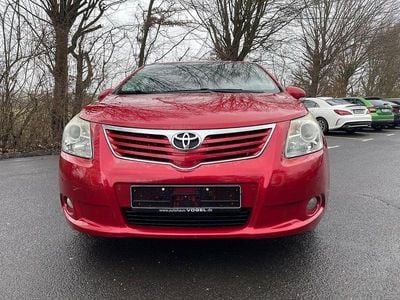 Gebraucht Toyota Avensis Sol 147 PS (108 kW) 2009 Rot Kombi