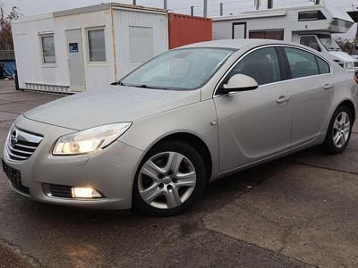 Pannacotta Gebraucht 2009 Opel Insignia Sport Limousine | 4.500 € (Guter Preis)