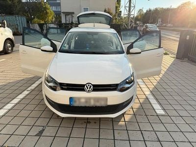 Weiß Gebraucht 2012 VW Polo Comfortline Kleinwagen | 6.800 € (Fairer Preis)