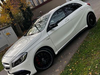 Weiß Gebraucht 2016 Mercedes A45 AMG AMG Limousine | 26.800 € (Fairer Preis)