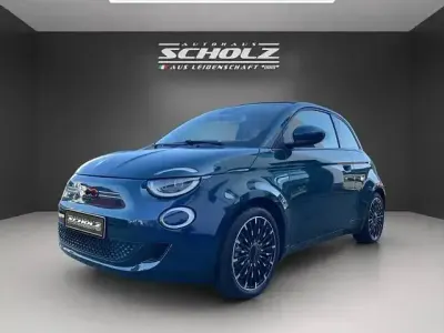 Second-hand Fiat 500e Icon 86 kW (118 CP) 2022 Verde Cabrio