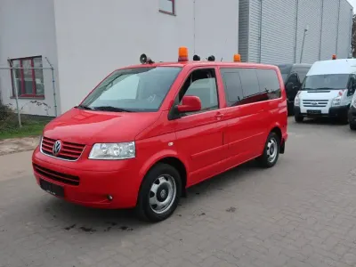 Używany VW Multivan 131 KM (96 kW) 2009 Czerwony Minivan