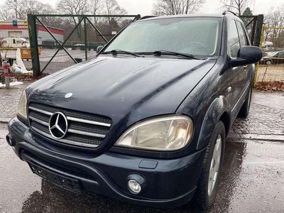 Gebraucht Mercedes ML55 AMG AMG 347 PS (255 kW) 2001 Blau SUV