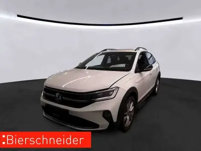 Używany VW Taigo Move 95 KM (69 kW) 2023 Biały SUV