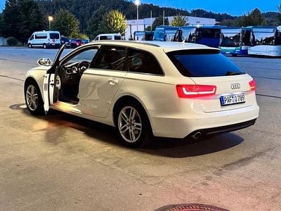 Weiß Gebraucht 2013 Audi A6 Kombi | 8.850 € (Guter Preis)