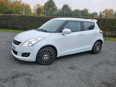 Weiß Gebraucht 2012 Suzuki Swift Comfort Kleinwagen | 7.300 € (Fairer Preis)