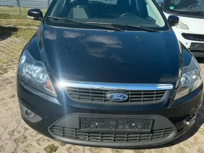Usata Ford Focus 109 CV (80 kW) 2010 Nero Station wagon