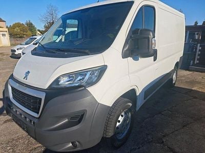 Second-hand Peugeot Boxer Avantage 110 CP (80 kW) 2015 Alb Van