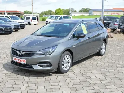 Gebraucht Opel Astra Elegance 131 PS (96 kW) 2022 Quarzgrau Kleinwagen