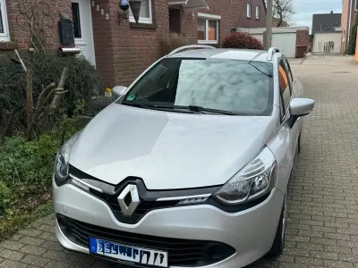 Gebraucht Renault Clio GrandTour 90 PS (66 kW) 2014 Silber Kombi