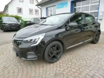 Gebraucht Renault Clio Experience 91 PS (66 kW) 2021 Sternenschwarz Kleinwagen