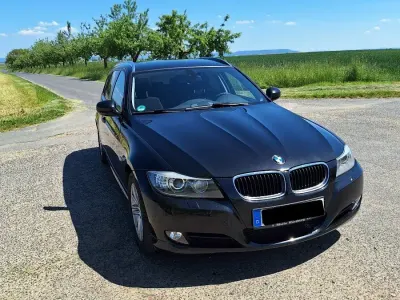 Gebraucht BMW 320 Sport Line 184 PS (135 kW) 2012 Kombi