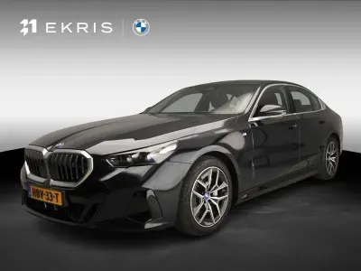 Gebraucht BMW i5 M Sport 250 kW (340 PS) 2025 Schwarz Limousine