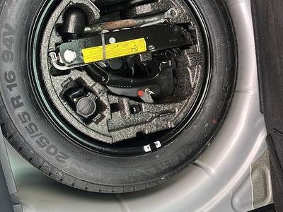 Gebraucht Skoda Superb 170 PS (125 kW) 2010 Silber Kombi