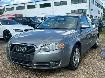 Gebraucht Audi A4 131 PS (96 kW) 2005 Grau Limousine