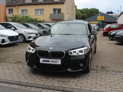 Gebraucht BMW 125 M Sport 224 PS (164 kW) 2018 Saphirschwarz Kleinwagen