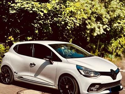 Gebraucht Renault Clio IV R.S. 200 PS (147 kW) 2017 Weiß Kleinwagen