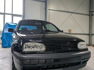 Gebraucht VW Golf Cabriolet 75 PS (55 kW) 1996 Schwarz Cabrio