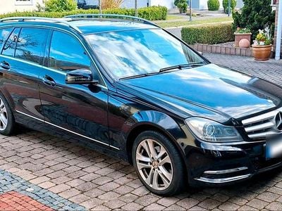 Gebraucht Mercedes C220 Avantgarde 170 PS (125 kW) 2012 Schwarz Kombi