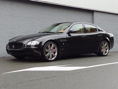 Schwarz Gebraucht 2009 Maserati Quattroporte Limousine | 29.900 € (Etwas zu teuer)