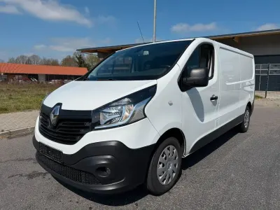 Gebraucht Renault Trafic 145 PS (106 kW) 2018 Weiß Van / Kleinbus