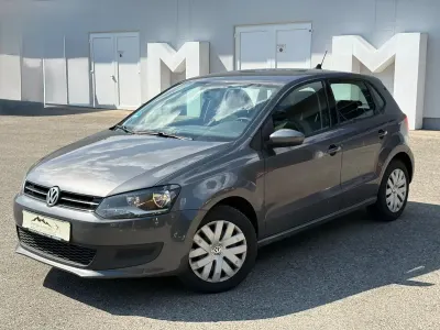 Gebraucht VW Polo Comfortline 90 PS (66 kW) 2013 Grau Kleinwagen