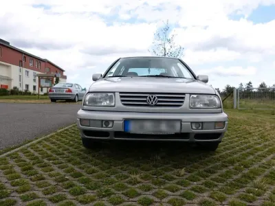 Gebraucht VW Vento 101 PS (74 kW) 1996 Silber Limousine