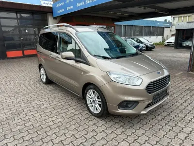 Gebraucht Ford Tourneo Courier