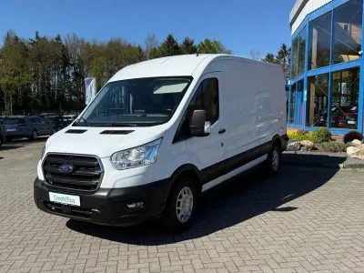 Gebraucht Ford Transit Trend 131 PS (96 kW) 2022 Weiß Van